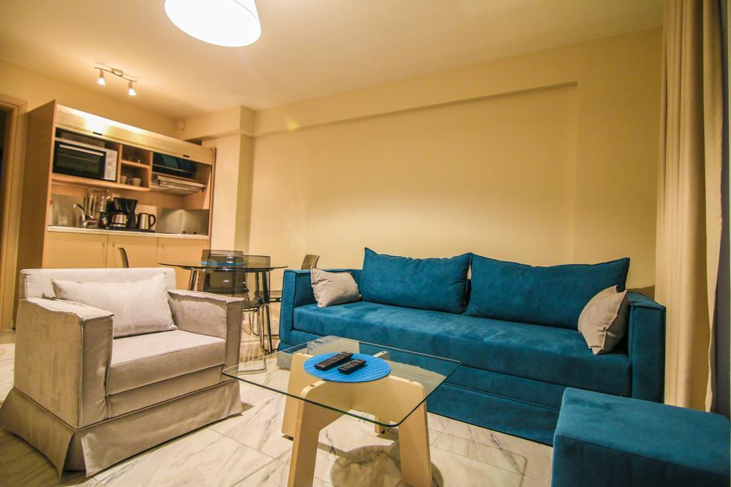 Ofrynio Deluxe Apartments Ofrinion Bagian luar foto