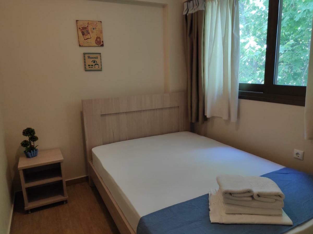 Ofrynio Deluxe Apartments Ofrinion Bagian luar foto